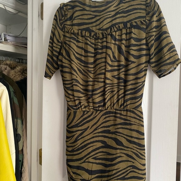 NWT- Veronica Beard Dakota Zebra Print Dress in Color Olive - Picture 5 of 7